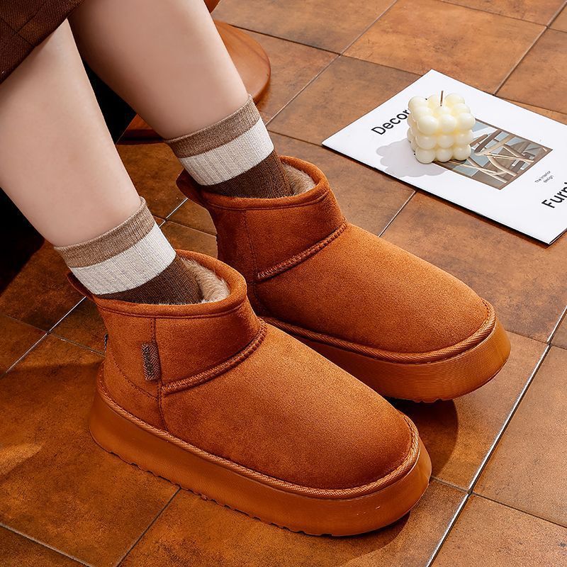 Snow Boots Women's 2025 New Winter Versatile Cotton Boots Waterproof And Non-slip Piled Thickened Foreign-style Warm Cotton Shoes Women_desvips.com