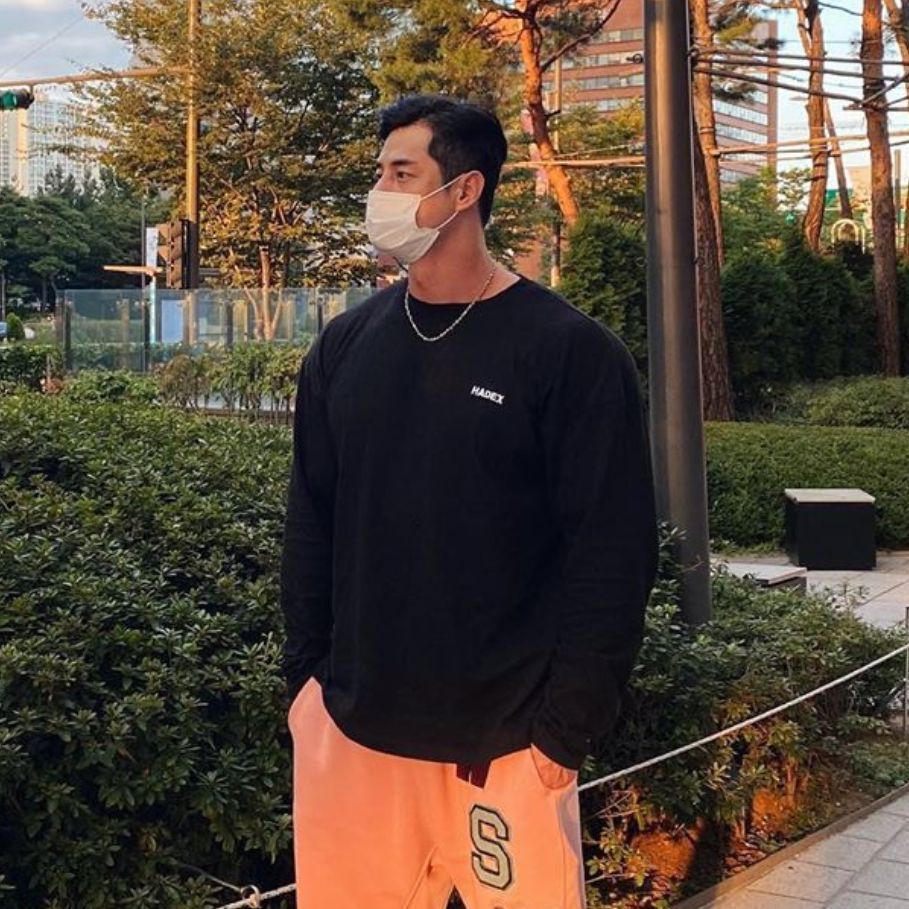 Autumn Long-sleeve Men's Casual Loose Base Shirt, Sweat-absorbing Running Training Top, Plus-size Fitness Clothing_desvips.com