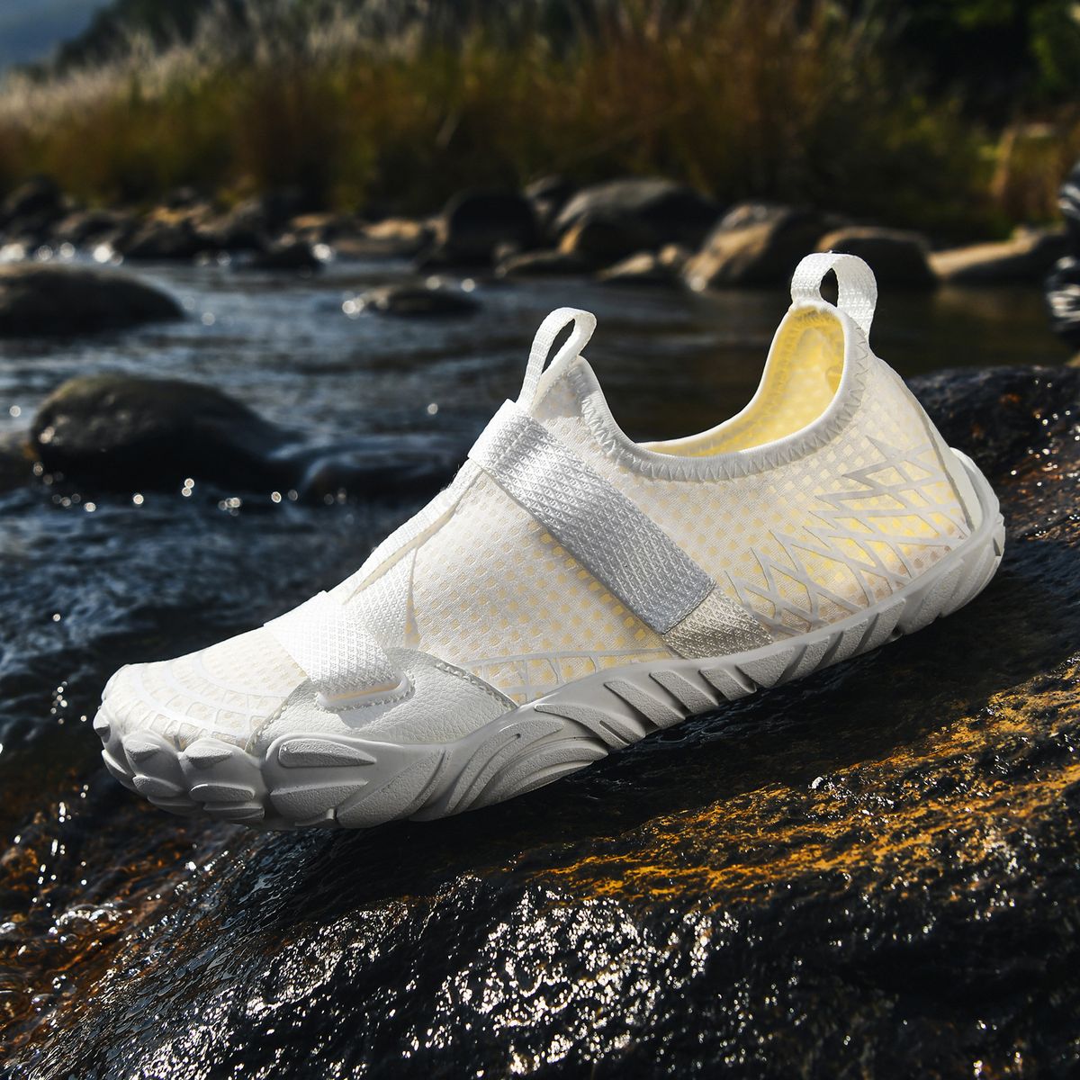 Unisex Quick-Dry Water Shoes For Beach, Hiking, Surfing, Fishing, Yoga & Water Sports - Lightweight & Breathable With Anti-Slip Rubber Sole_desvips.com