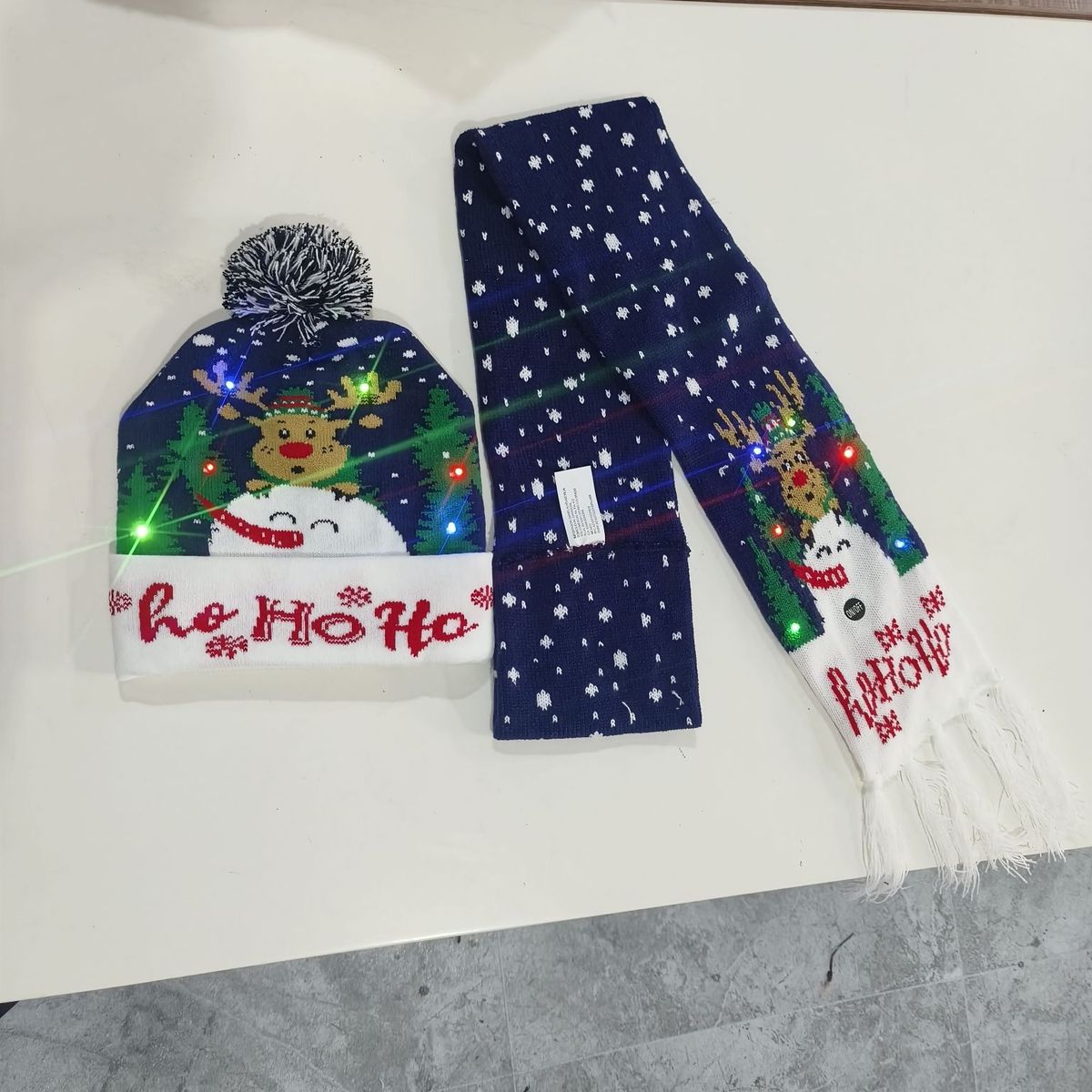 New Year Christmas Scarf Set With Lights Glowing Adult Children Universal Ball Warm Yarn Hat_desvips.com