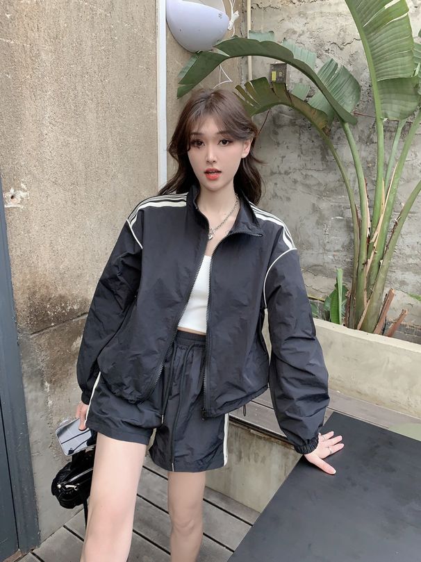 2024 Summer Fashion Casual Set: Loose Long-Sleeve Sun-Protective Jacket And Trendy Thin Sports Shorts Two-Piece Set_desvips.com