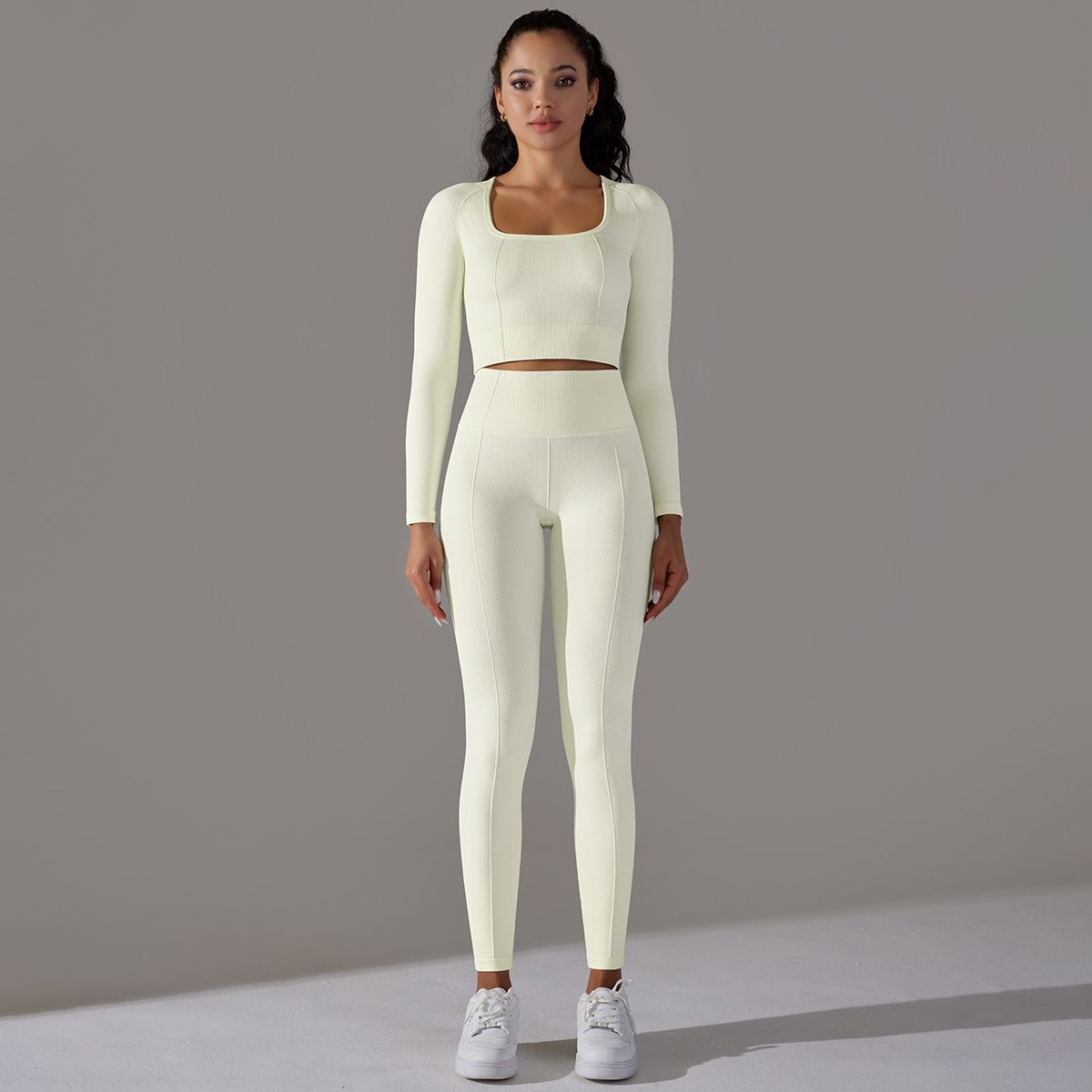 Seamless Knitted Solid Color Dot High Elastic Tight Breathable Yoga Suit Running And Fitness Two Piece Set_desvips.com