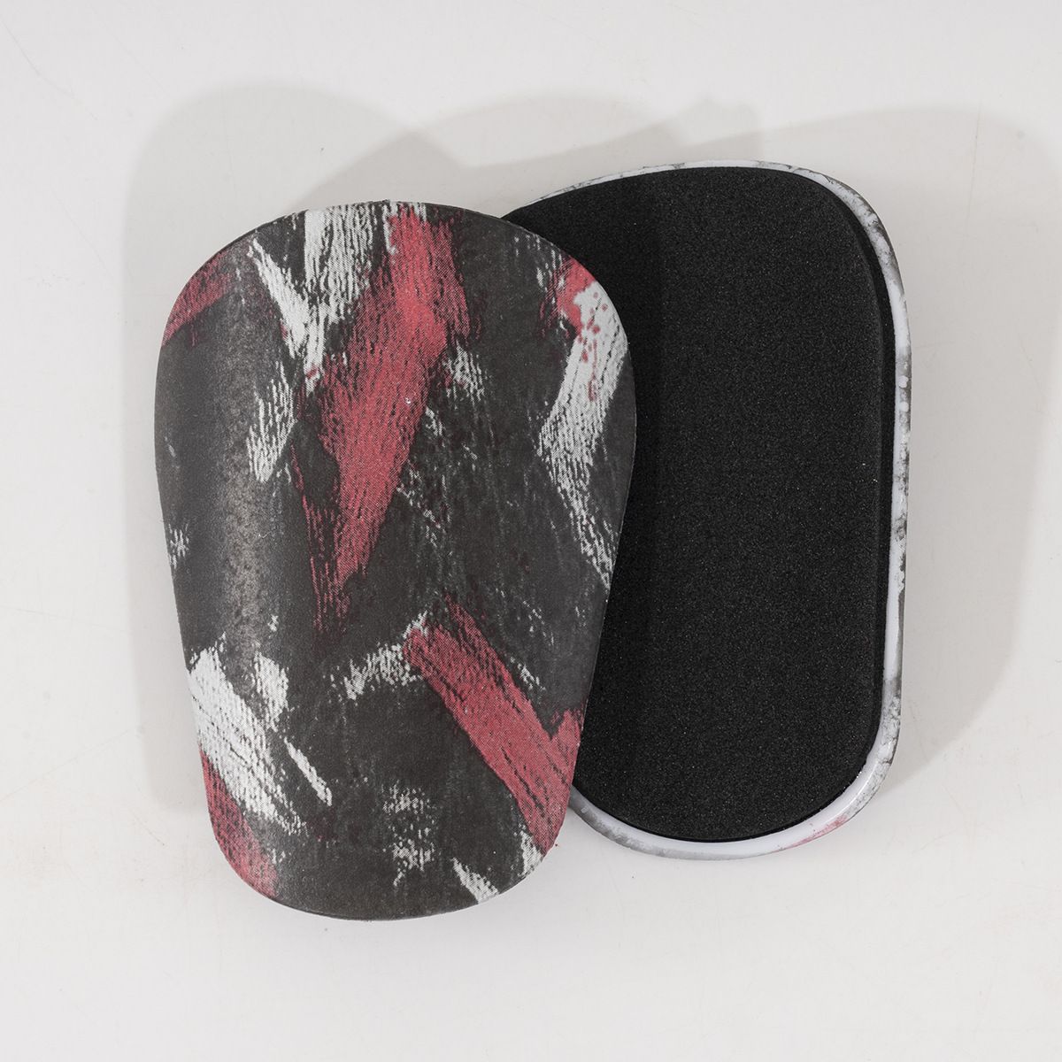 Football leg guard plate adult shin guard plate thickened insert plate sports guard_desvips.com