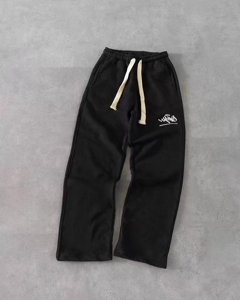 2025 New Trendy Line Art English Drawstring Wide-Leg White Black Youth Pants_desvips.com