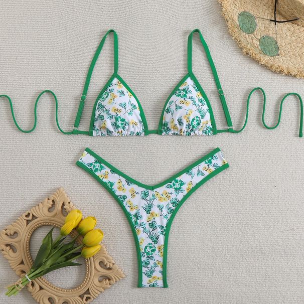 bikini Woman With Floral Split Neck Strap_desvips.com