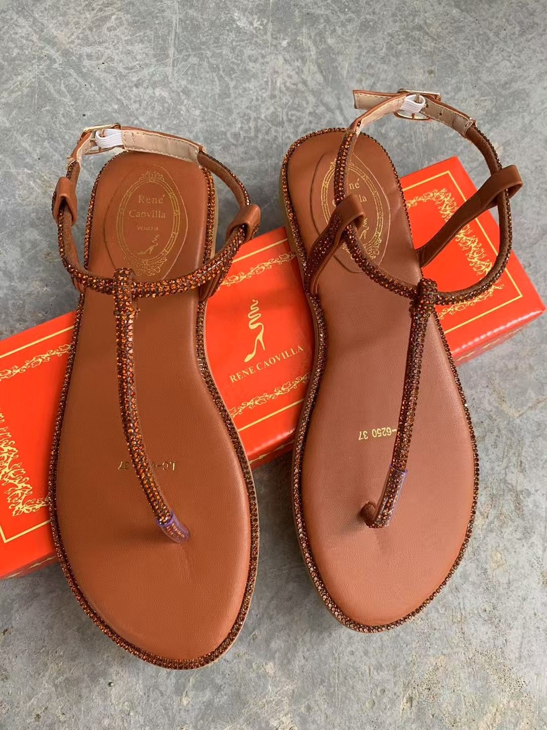 Women's Beach Sandals Clip Foot Waterproof Non-slip Outdoor Sandals Clip Toe Roman Sandals Straps Wear Outside The Seaside_desvips.com