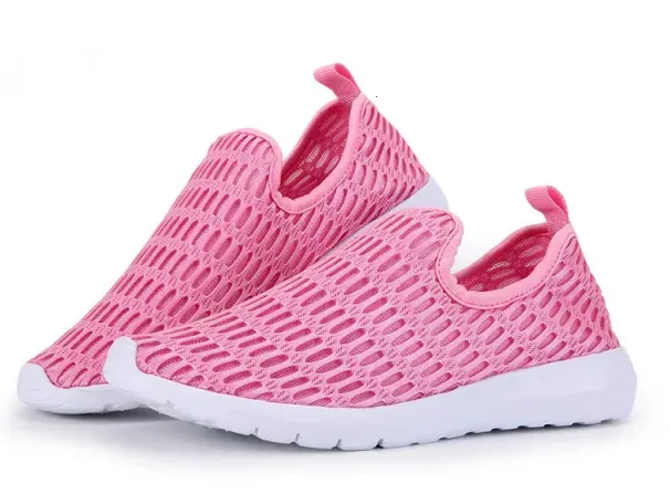 BEANNHUA Hollow Fabric Female Fly Net Air Sports And Leisure Increased Thick Soled Running Shoes 240708_desvips.com