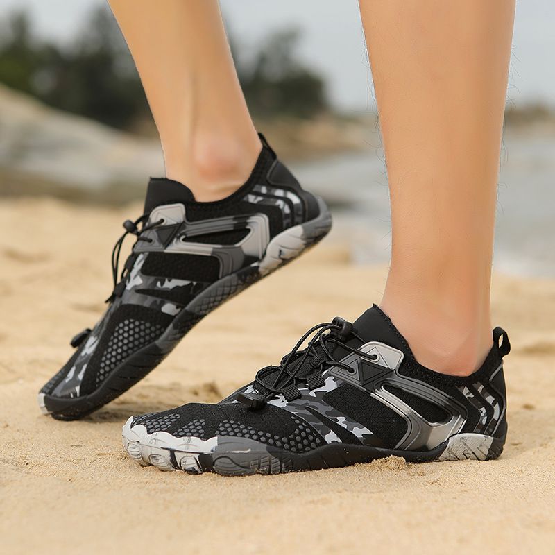 Speed interference water shoes Fishing amphibious couple beach shoes Breathable non-slip diving swimming shoes_desvips.com